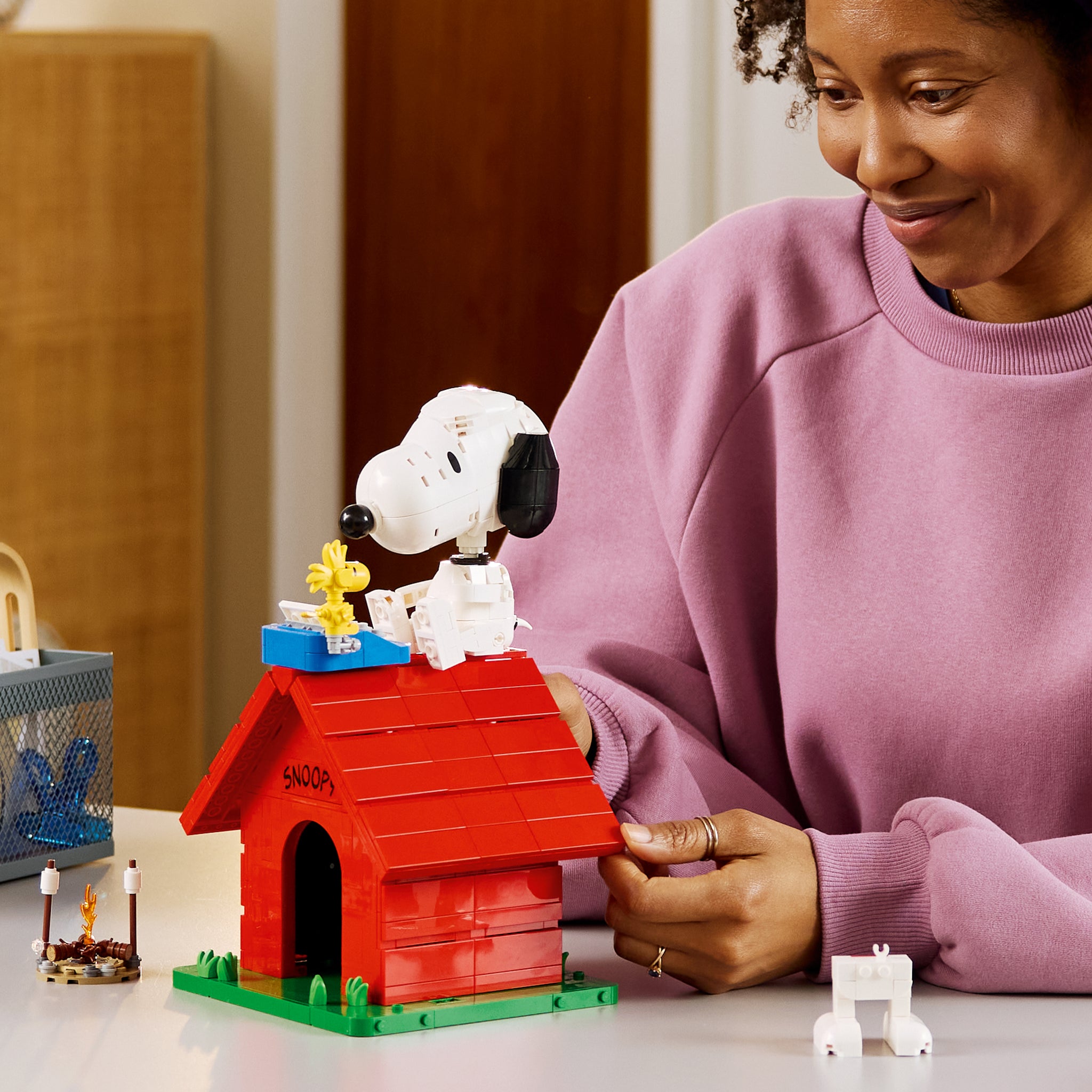 LEGO® Ideas Peanuts: Snoopy's Doghouse Set 21368 – lego certified